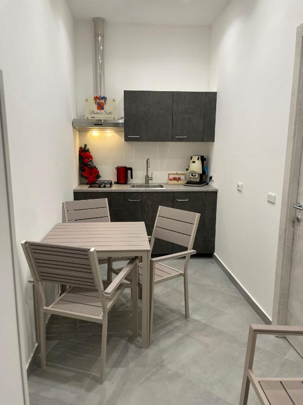 Baron’s Suites - image 25