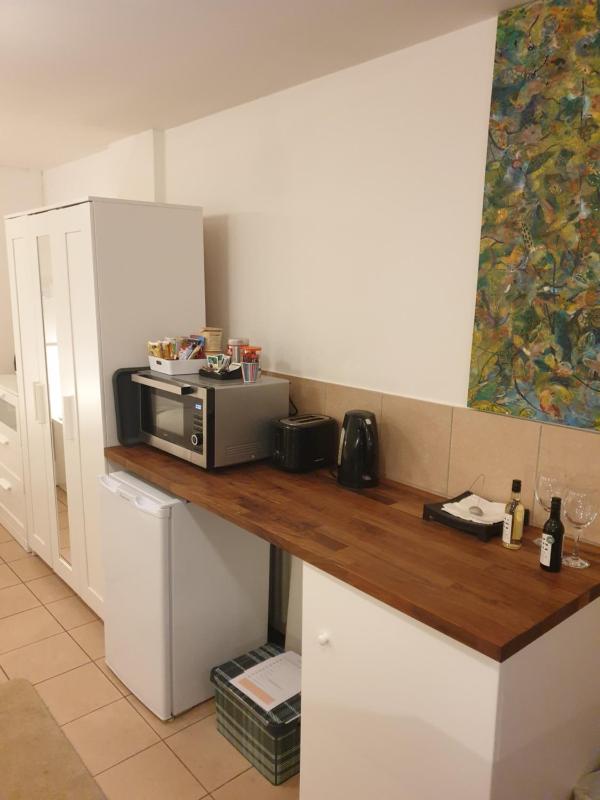 Deluxe Double Room with Balcony and Sea View image 3