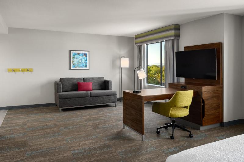 King Suite with View - Non-Smoking image 3