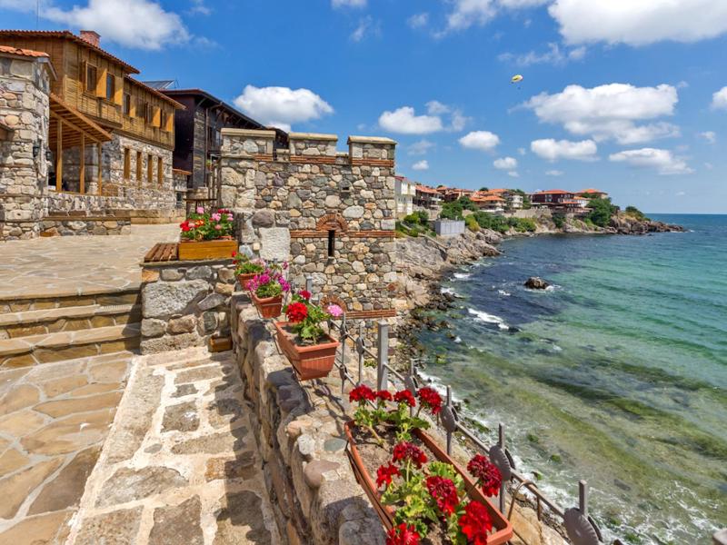 Tia Maria is situated in the southern part of the Sunny Beach Resort - image 7