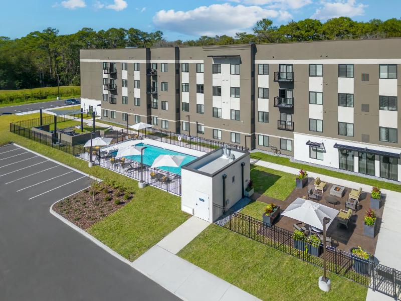WaterWalk Extended Stay by Wyndham Jacksonville Deerwood Pk - image 10