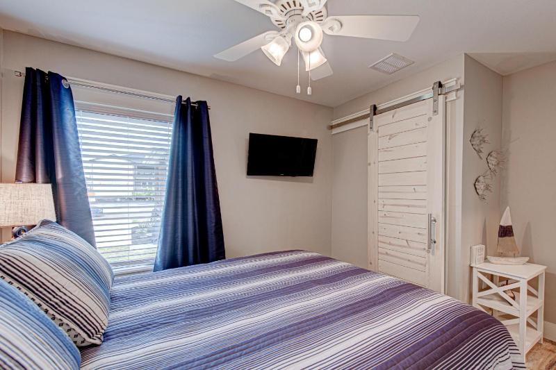 Crooked Cabin - image 32