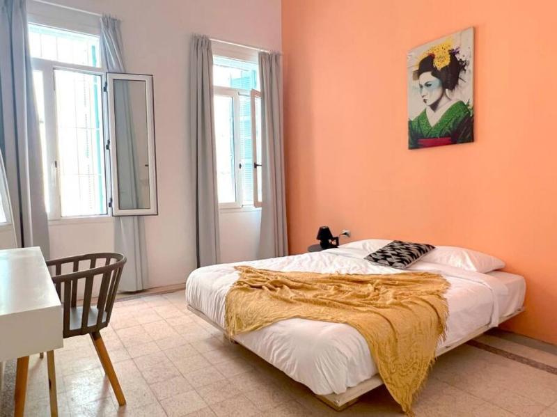 Stone Wall 2BR Apartment - image 11
