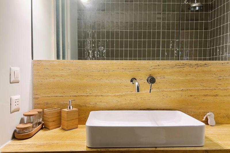 Charming Heritage 2 BR In Mar Mikhael - image 16