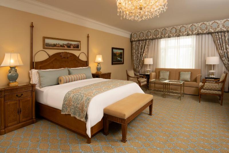 The Broadmoor - image 25