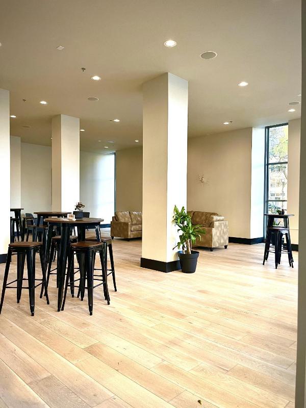 Harlow Hotel - image 33