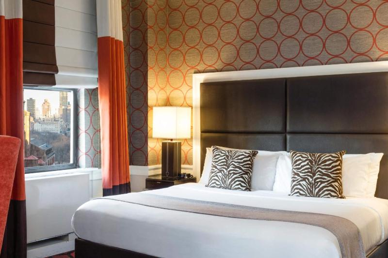 Superior King Room image 2