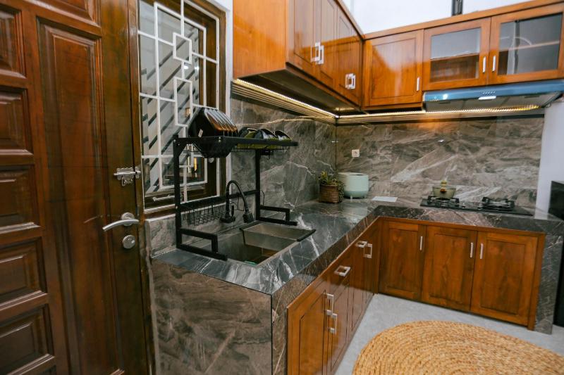 Aliem Homestay Jogja - image 2