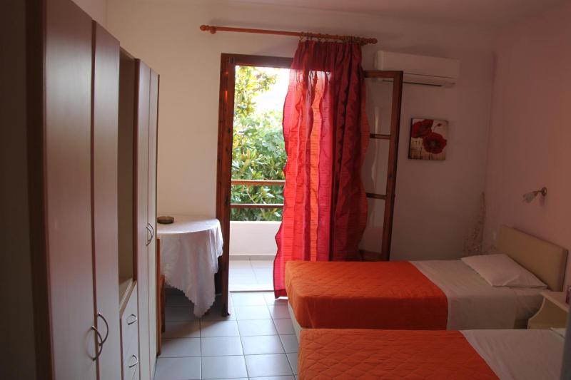 Vaya Zorba Studios - image 6