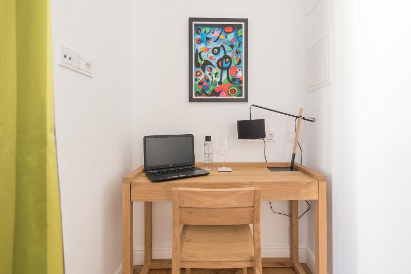 Suite - Frare image 3