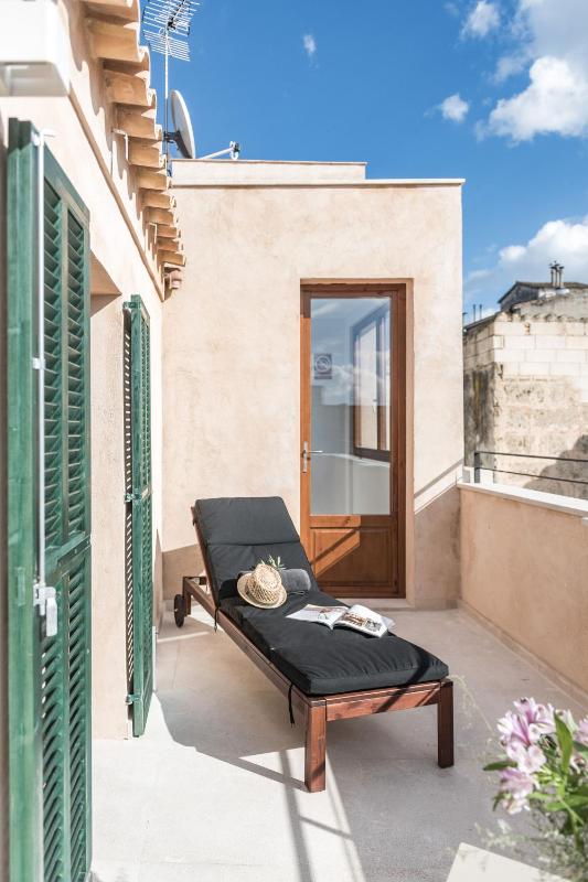 Superior Double Room with Terrace  image 3