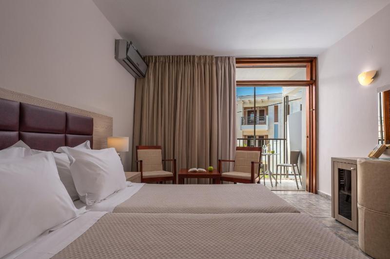 Standard Room image 3