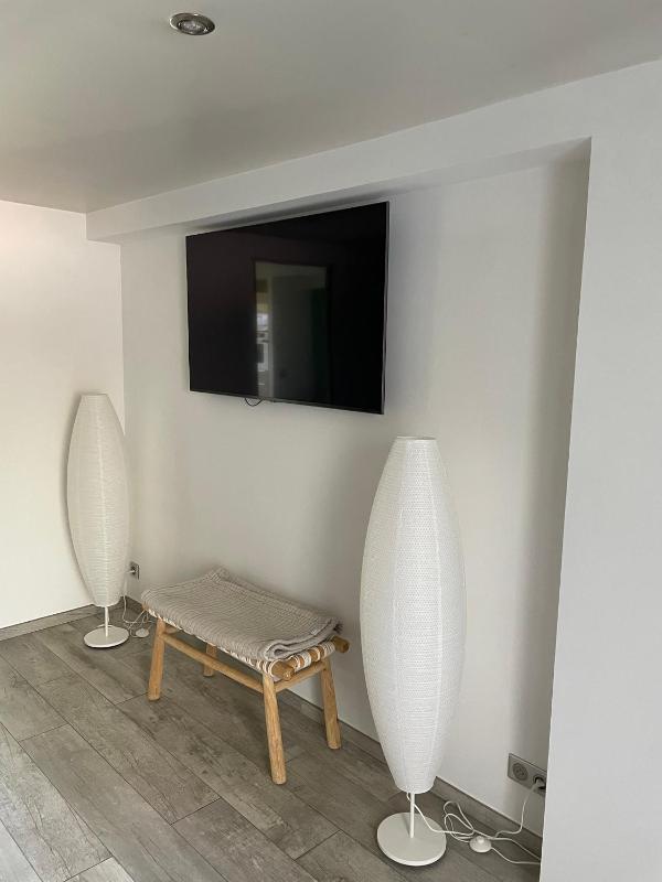 Apartment with Sea View image 4