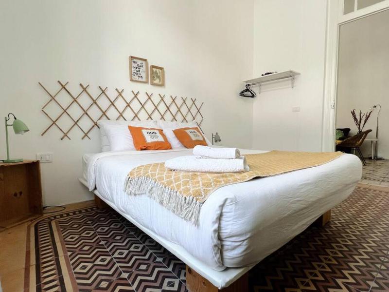 Vintage Apt 4BR Mar Mikhael - image 16