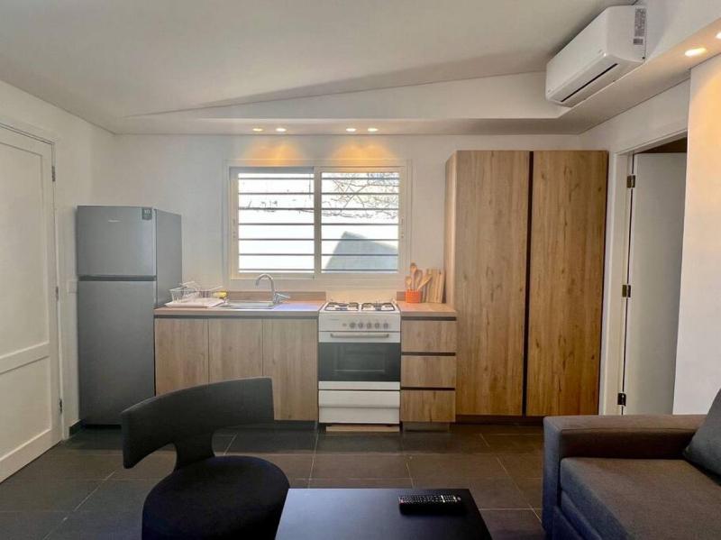 Railway House 1BR Apt with front yard 24 hours power - image 2