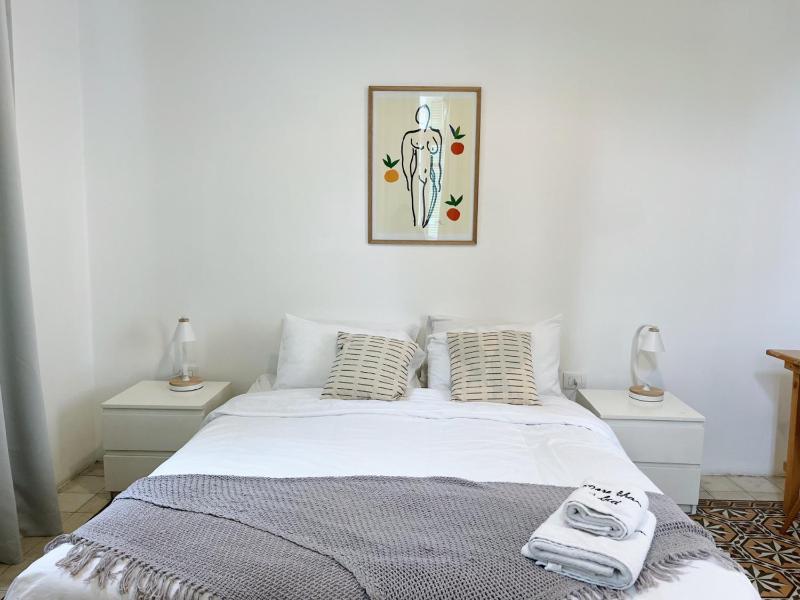 Nicely Tiled Apt Beirut 4BR - image 3