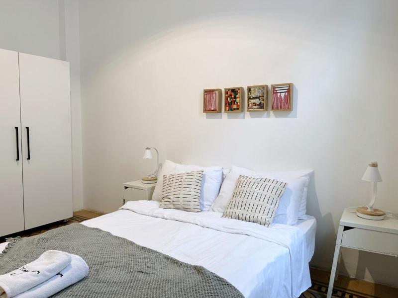 Nicely Tiled Apt Beirut 4BR - image 12