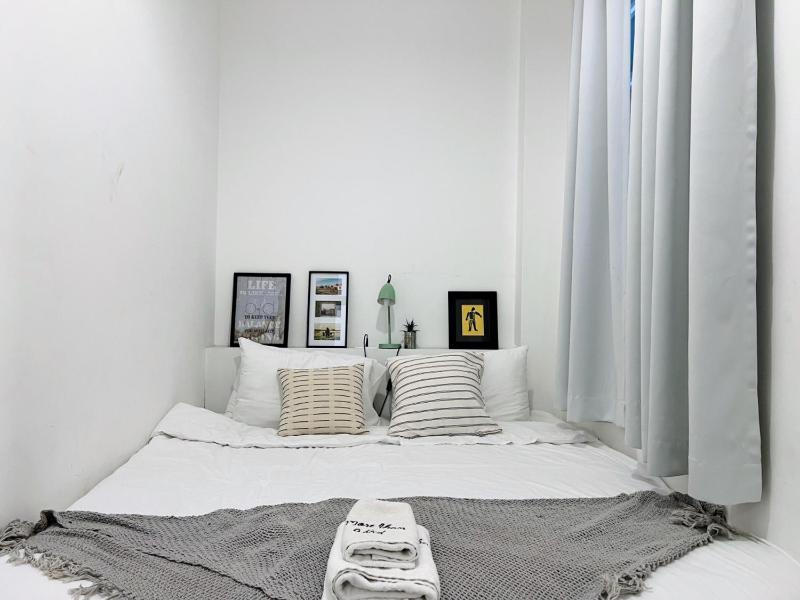 Nicely Tiled Apt Beirut 4BR - image 13