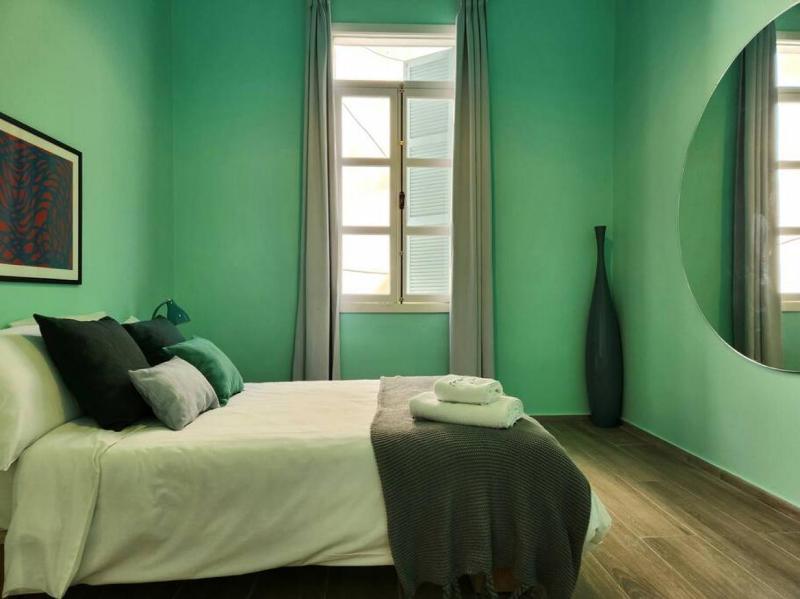 Spacious 2 Bedroom Apt In Mar Mikhael - image 6