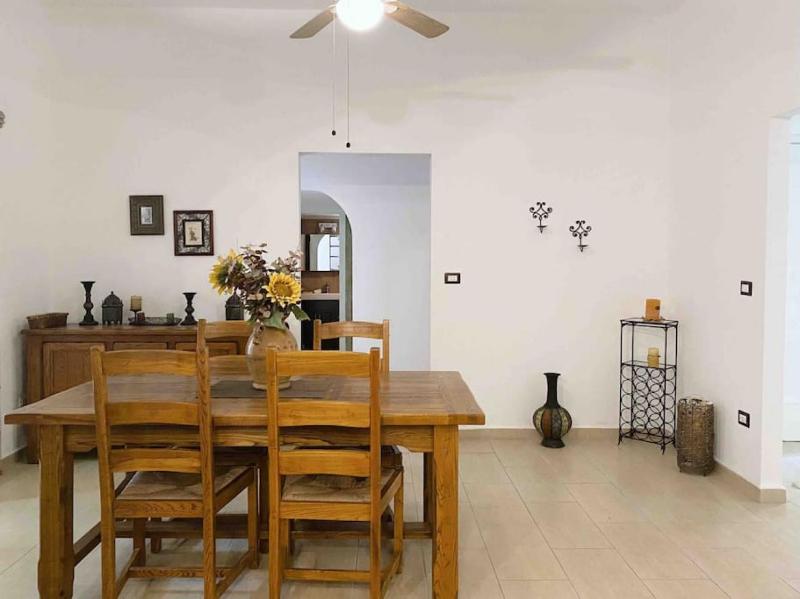 3BR on MM stairs with a quiet terrace - image 6