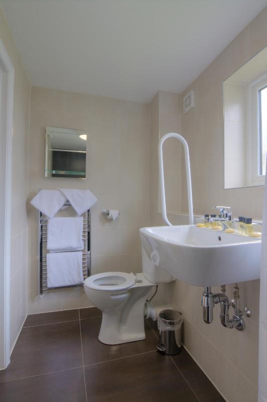 Apartment image 4