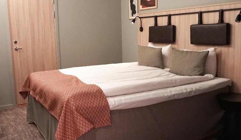 Compact Double Room (windowless) image 1