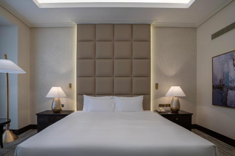The Diplomat Radisson Blu Residence - image 9