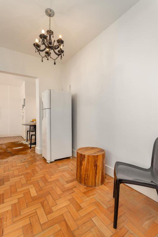 Unhotel - Apartamento Design no Leblon Perto da Praia - image 11