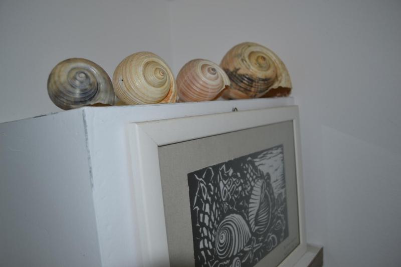 Seashell Art Decor Studio & Private Garage - image 14