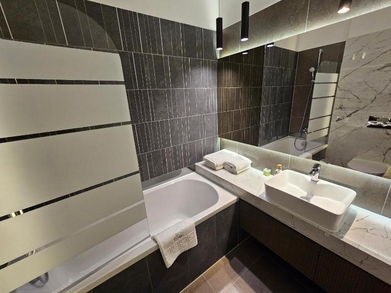 Cozy Urban Luxury Flats - Coresi Mall #Brasov - image 6