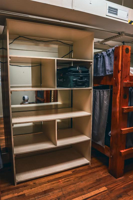 Bunk Bed in Mixed Dormitory Room image 4