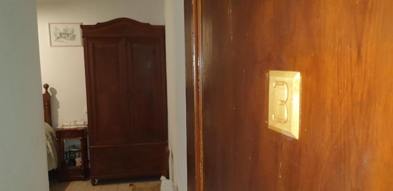 Double Room with Shared Bathroom image 1