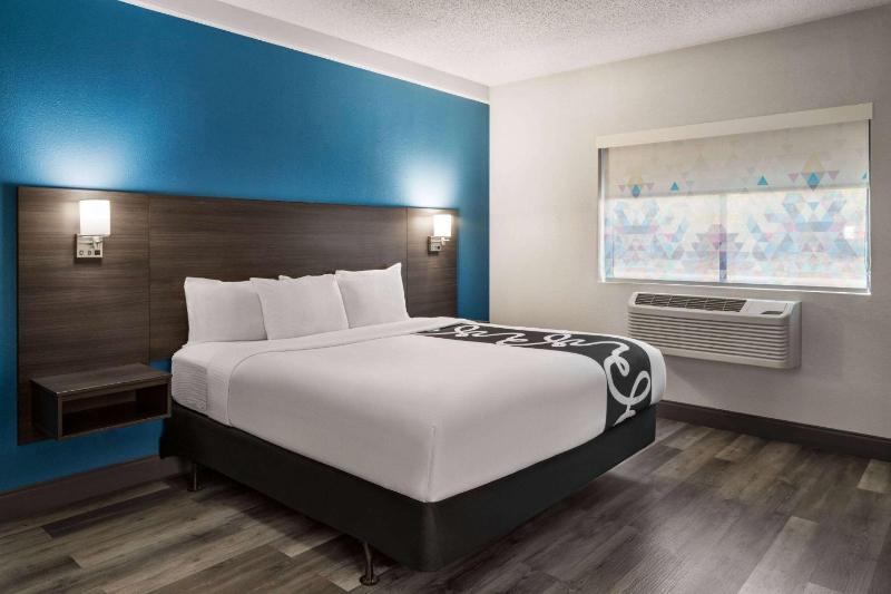 King Room - Disability Access image 4