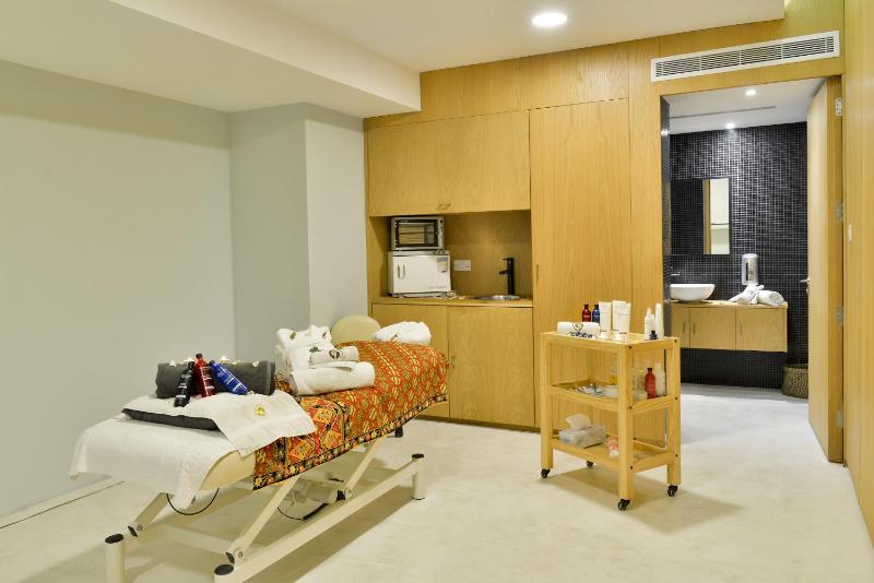 Napa Mermaid Hotel & Suites - image 3