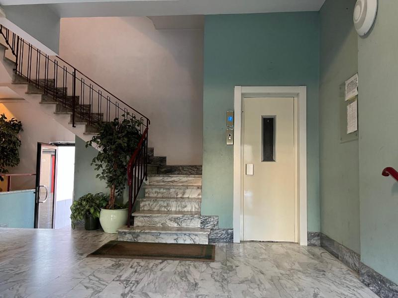 Welcome to Casa di Lucca - Your Friendly Retreat with Terrace and Parking - image 39