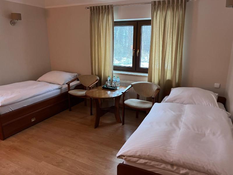 Triple Room with Private Bathroom image 1