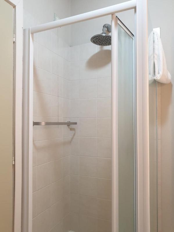 Quadruple Room image 3