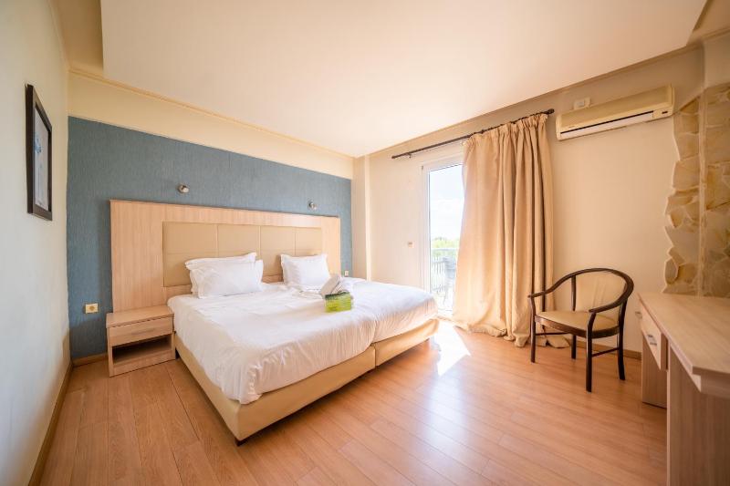 Triple Room image 1