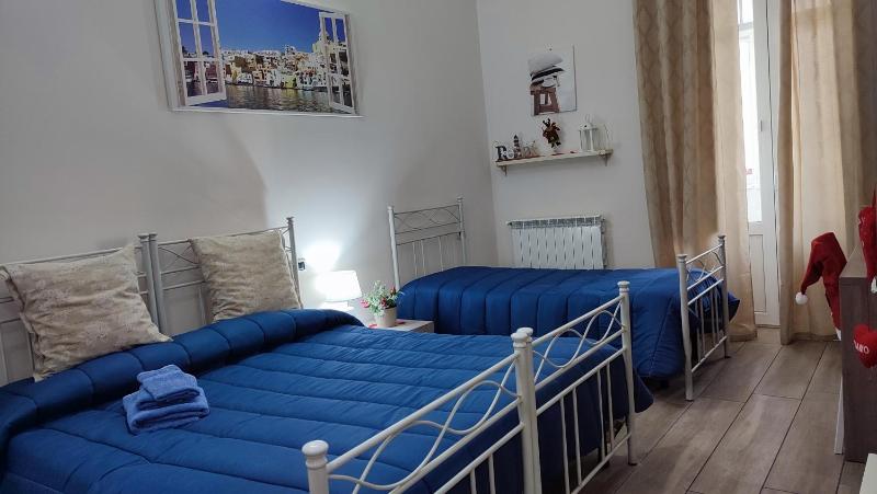 Deluxe Triple Room image 4