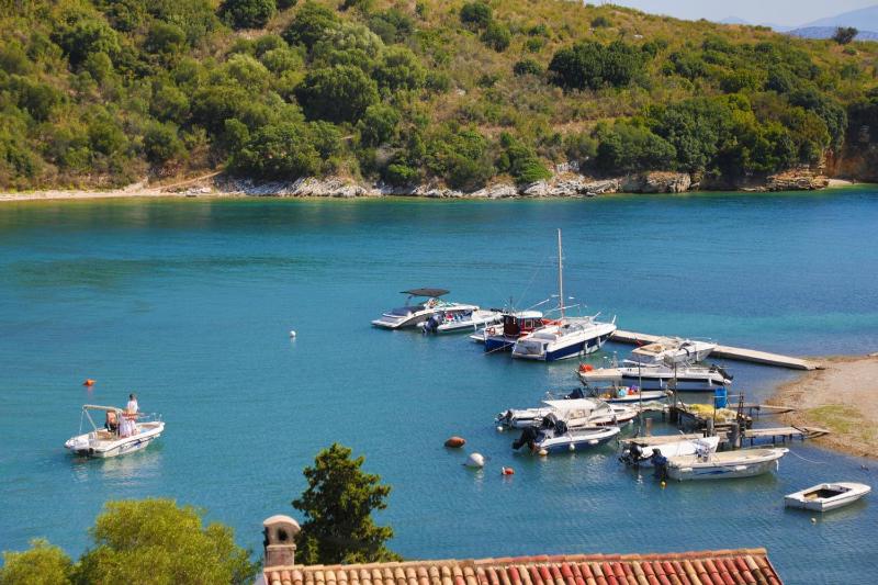 Spiros Saint Stephanos - image 1