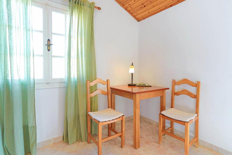 Anna Apartment Agios Stephanos - image 13