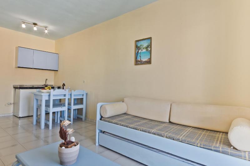 Apartment (3 Adults) image 3