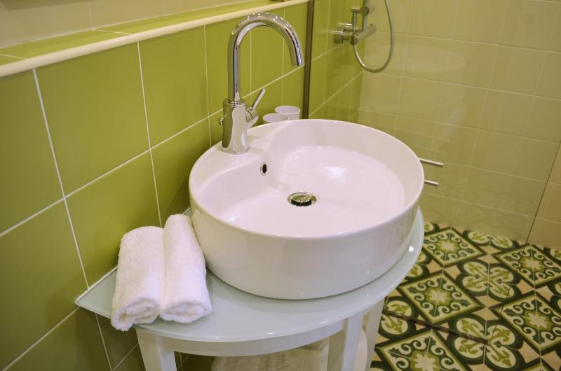 Hotel Ellique - image 2