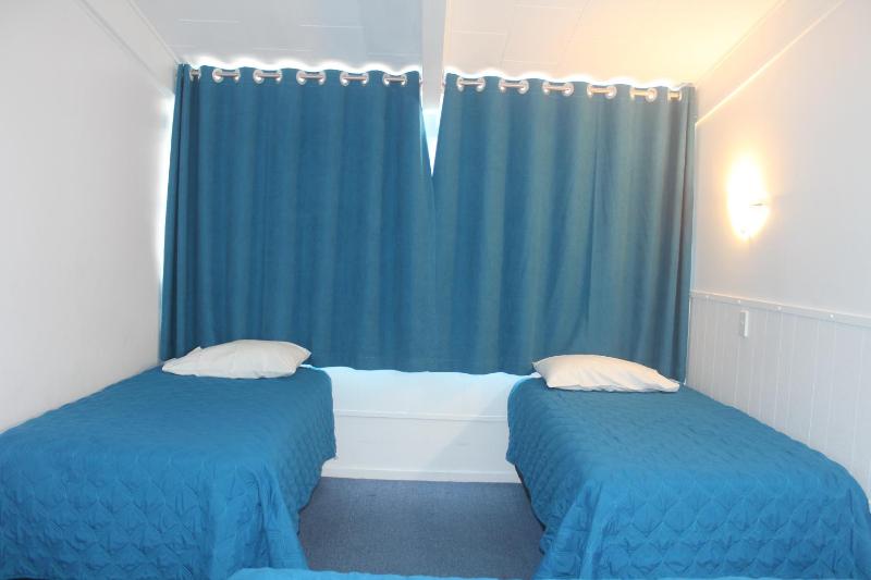 Golden Glow Motel - image 6