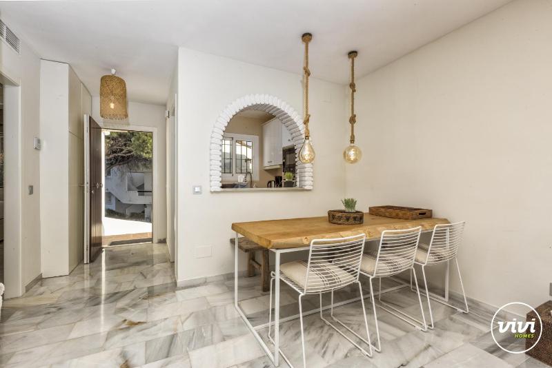 ViVi Homes - Nico Pool Terrace & Sea View - image 17