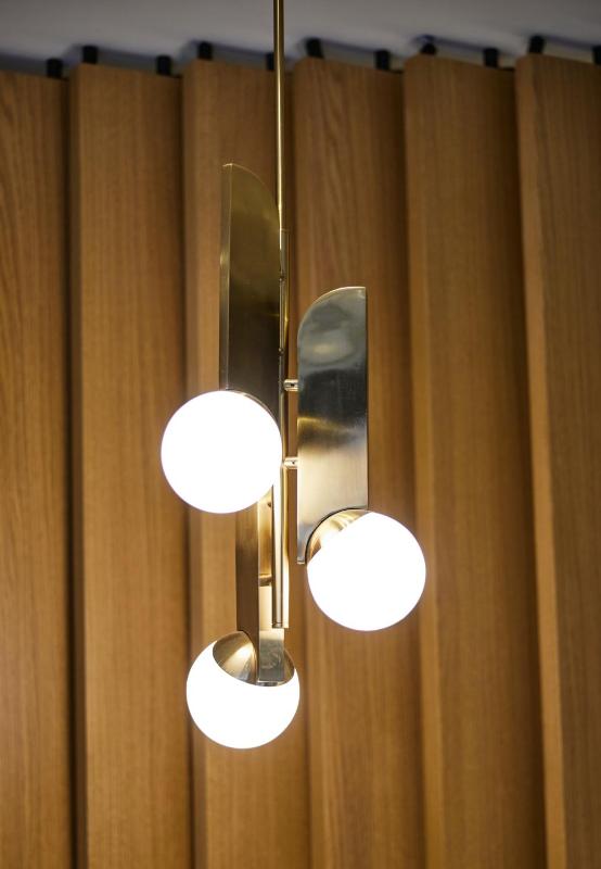 Superior King Room image 2