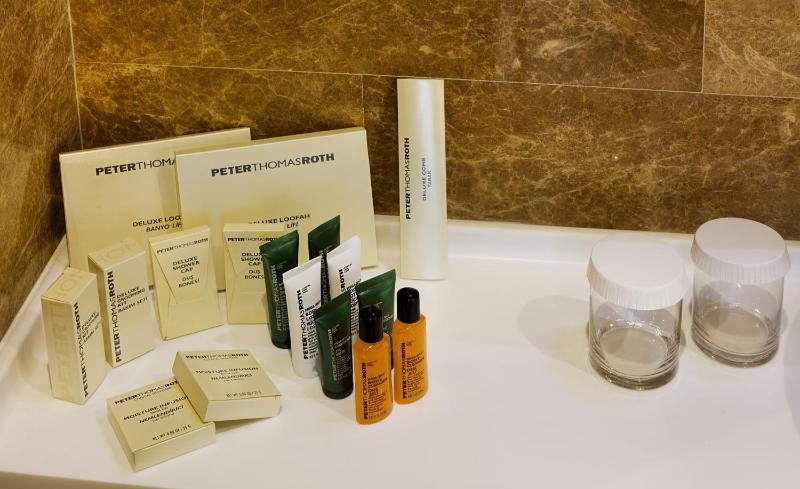 King Room - Mobility Accessible  image 2