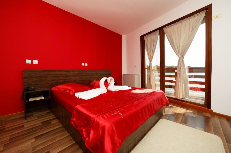 Double or Twin Room image 2