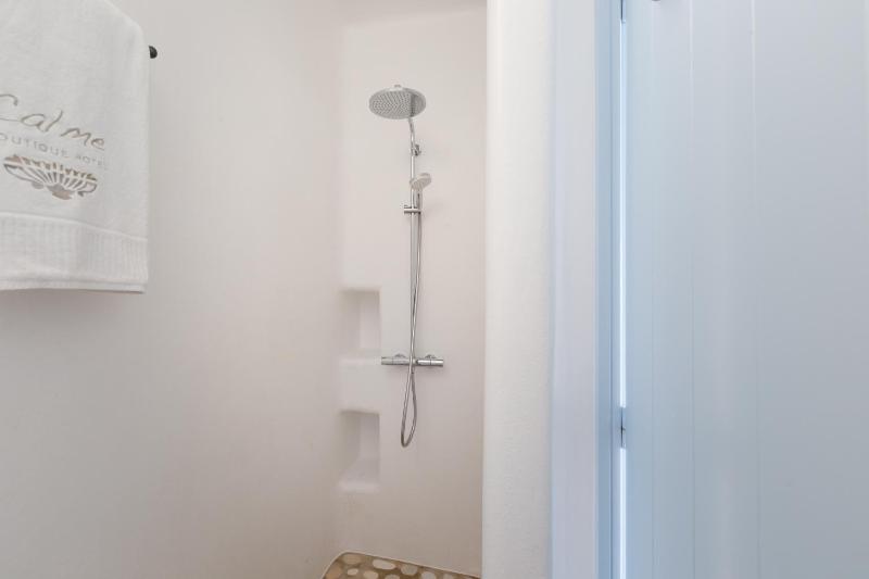 Junior Suite with Sea View image 4