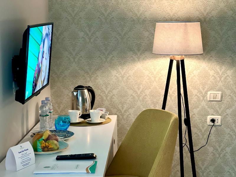 Superior Double Room image 4